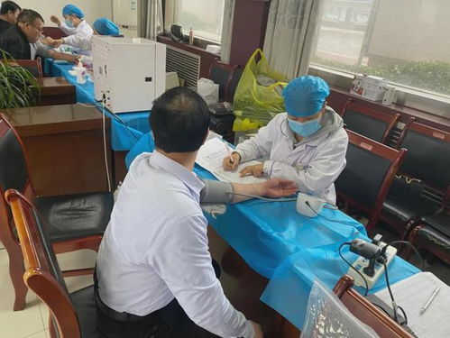 专业医护团队工作场景